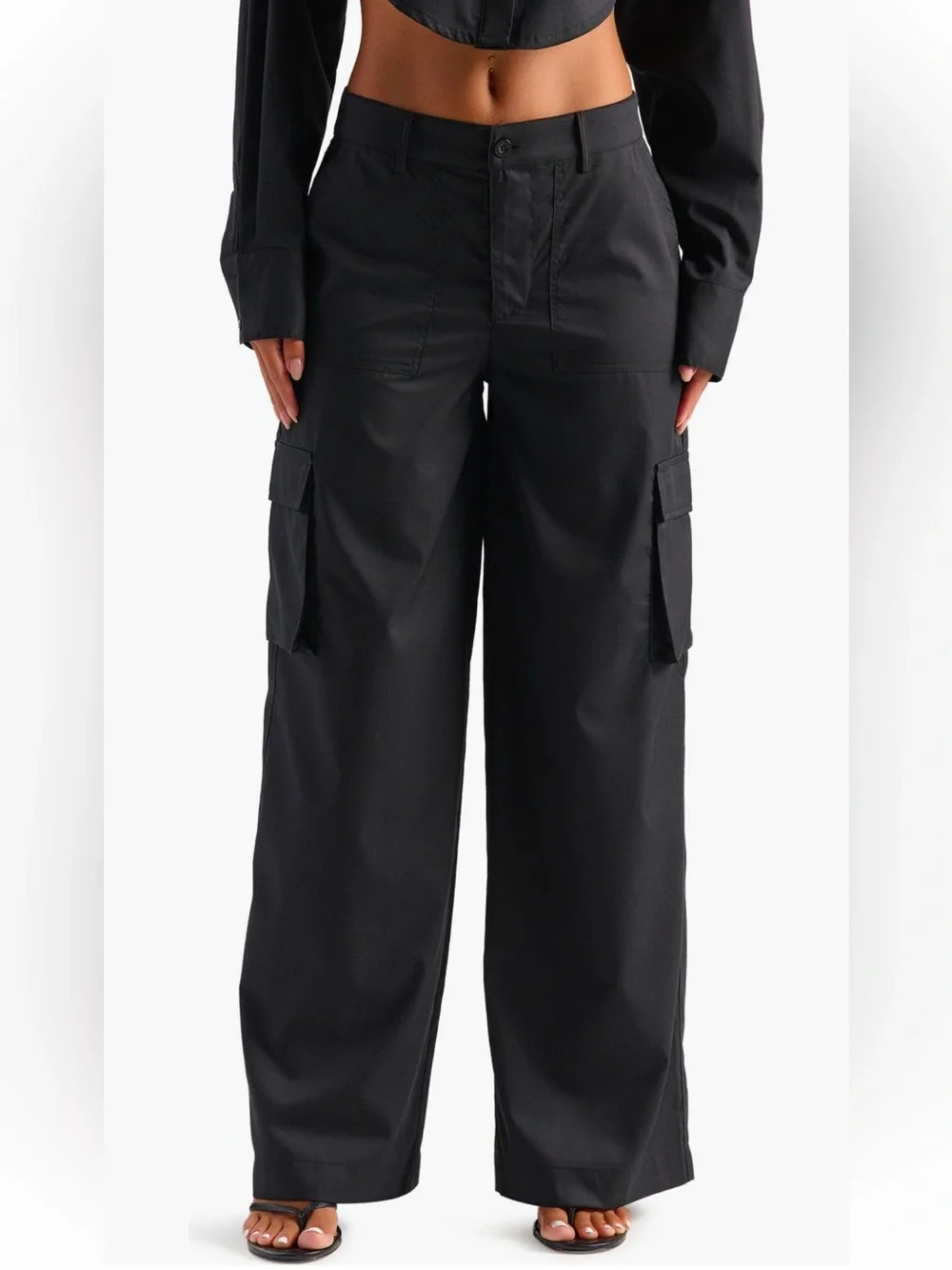 naked wardrobe Keep It Casual Wide Leg Cargo Pants - Picture 1 of 3